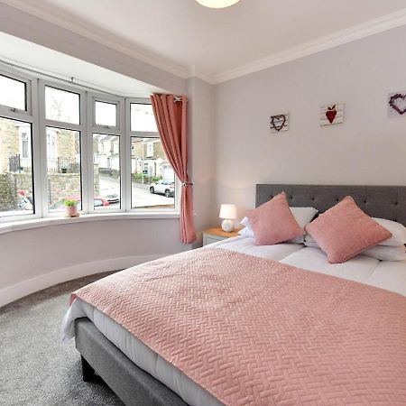 فيلا Pass The Keys Newly Refurbished Modern Bungalow - Pets Welcome سوانسي المظهر الخارجي الصورة